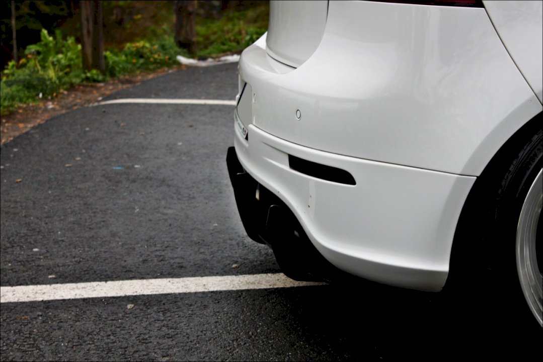 Maxton Design - VW GOLF V R32 REAR DIFFUSER