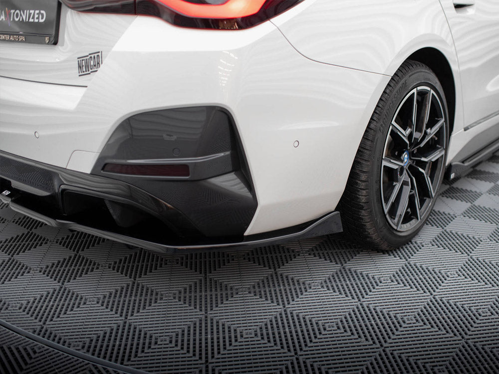 Maxton Design - CENTRAL REAR SPLITTER (VERTICAL BARS) V.2 BMW I4 M-PACK G26