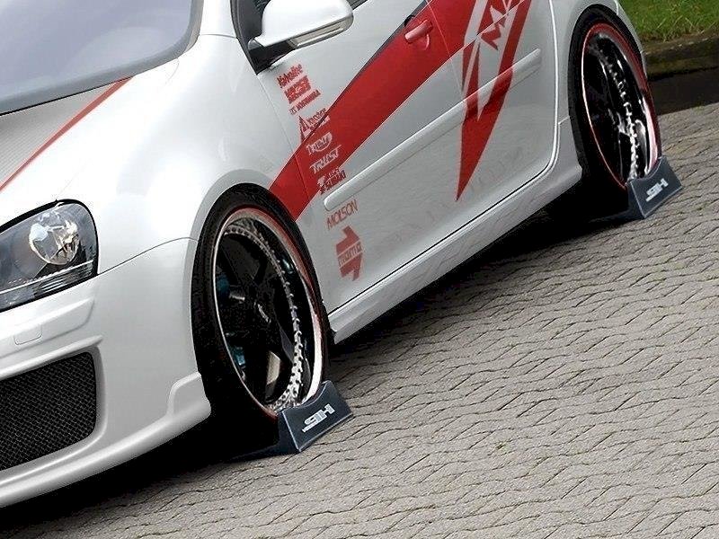 Maxton Design - SIDE SKIRTS GOLF 5 < GTI LOOK >