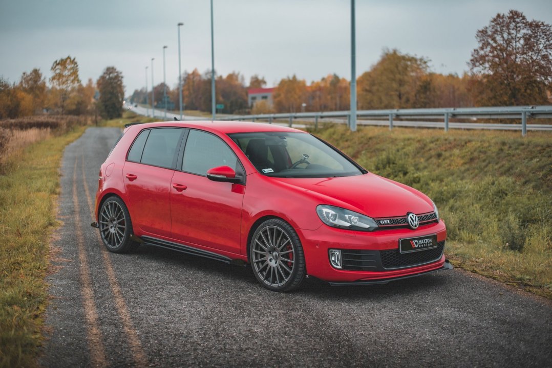 Maxton Design - STREET PRO SIDE SKIRTS DIFFUSERS (+FLAPS) VW GOLF GTI MK6 (2008-2012)