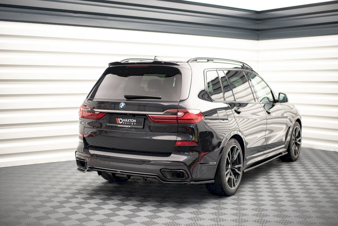 Maxton Design - CENTRAL REAR SPLITTER (VERTICAL BARS) BMW X7 M G07 (2018-2022)
