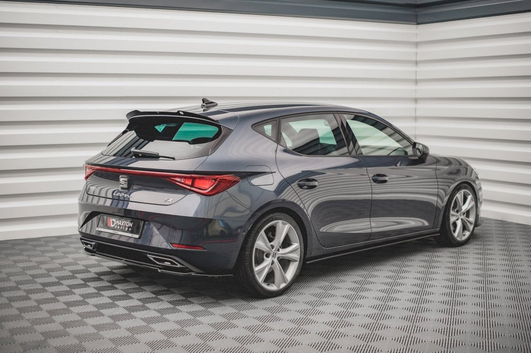 Maxton Design - CENTRAL REAR SPLITTER SEAT LEON FR HATCHBACK MK4 (2020-)