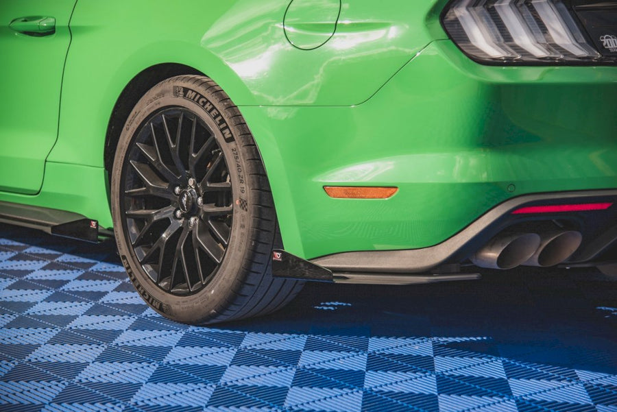 Maxton Design - STREET PRO REAR SIDE SPLITTERS V.1 (+FLAPS) FORD MUSTANG GT MK6 FACELIFT (2017-)