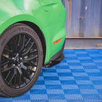 Maxton Design - STREET PRO REAR SIDE SPLITTERS V.1 (+FLAPS) FORD MUSTANG GT MK6 FACELIFT (2017-)