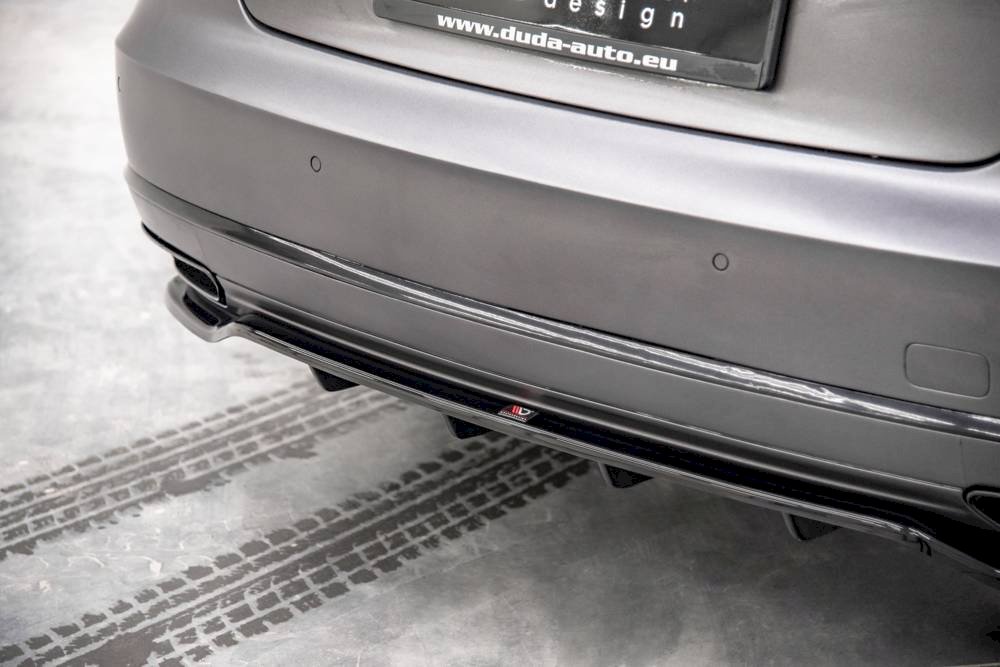 Maxton Design - CENTRAL REAR SPLITTER (VERTICAL BARS) AUDI A8 D4 FACELIFT (2013-2017)