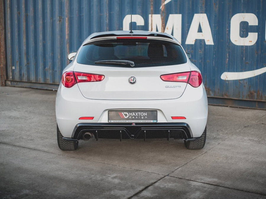 Maxton Design - REAR SIDE SPLITTERS V3 ALFA ROMEO GIULIETTA FACELIFT (2016-2020)
