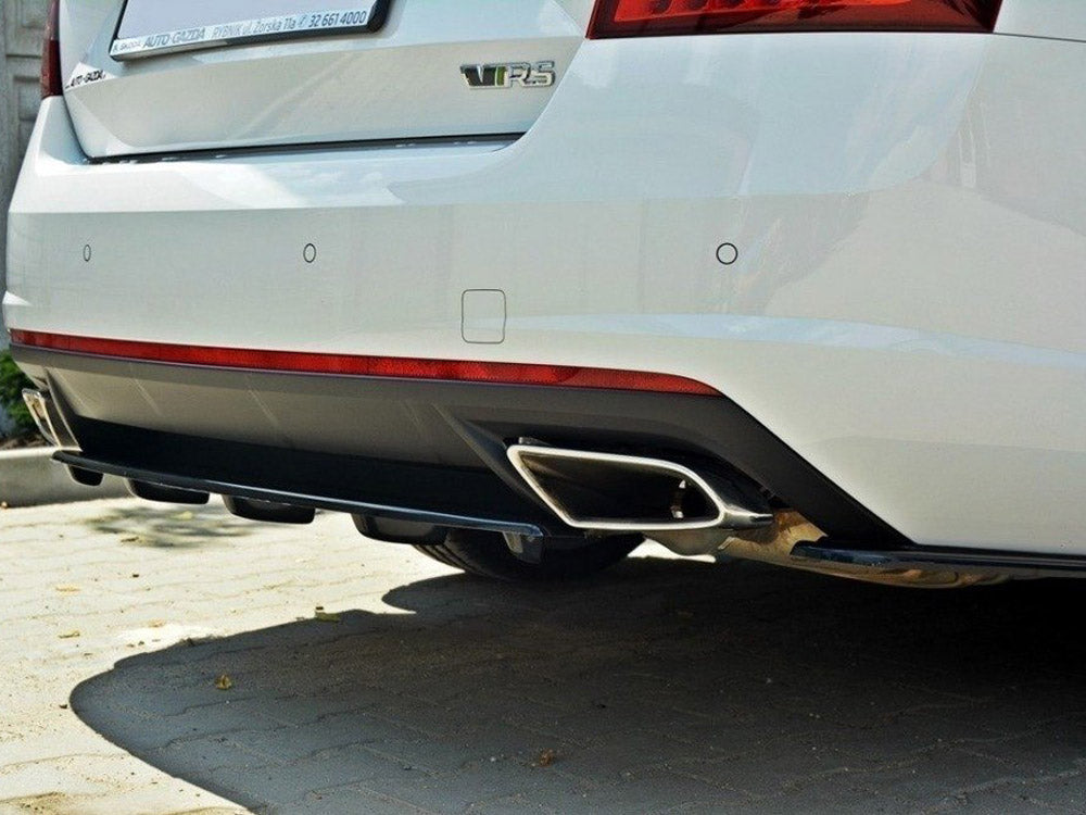 Maxton Design - CENTRAL REAR SPLITTER SKODA OCTAVIA VRS MK3/ MK3.5 HATCHBACK/ ESTATE