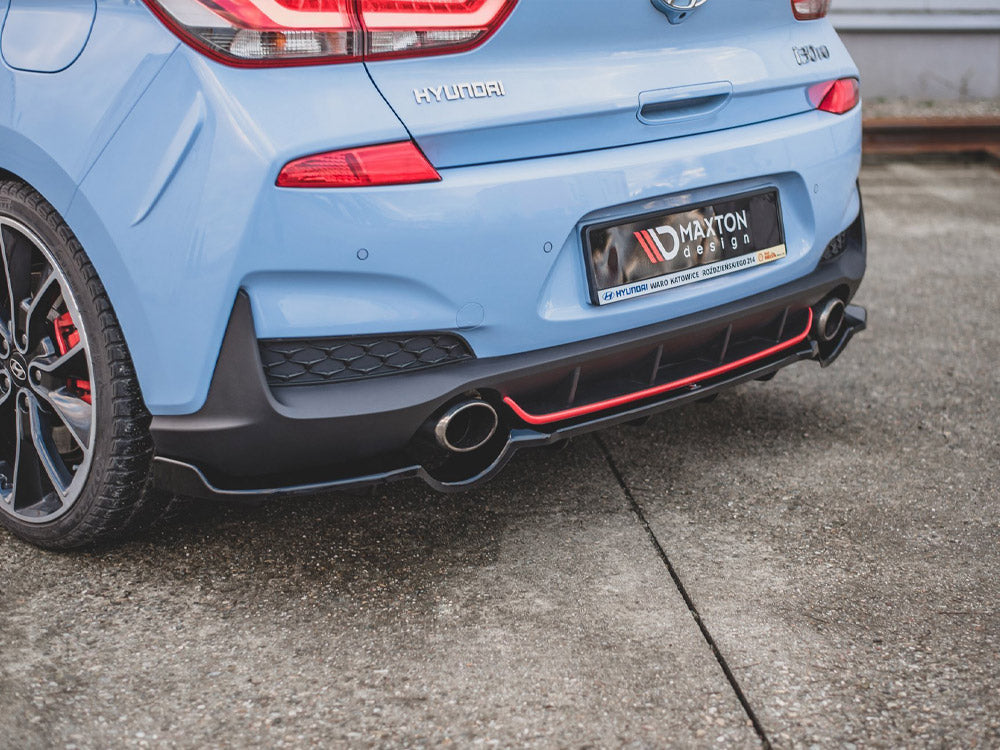Maxton Design - CENTRAL REAR SPLITTER (WITH VERTICAL BARS) HYUNDAI I30 N MK3 HATCHBACK (2017-2020)