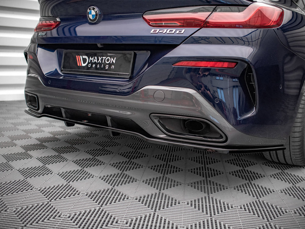 Maxton Design - CENTRAL REAR SPLITTER (VERTICAL BARS) BMW 8 GRAN COUPE M-PACK G16 (2019-)