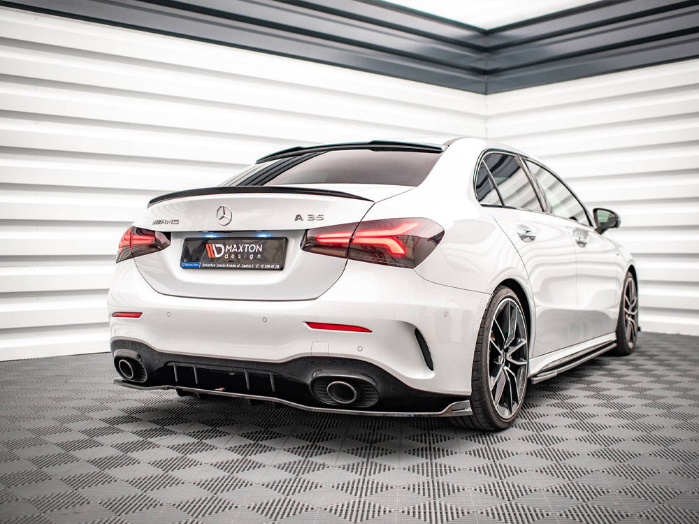 Maxton Design - CENTRAL REAR SPLITTER V.2 (VERTICAL BARS) MERCEDES A 35 AMG SEDAN V177
