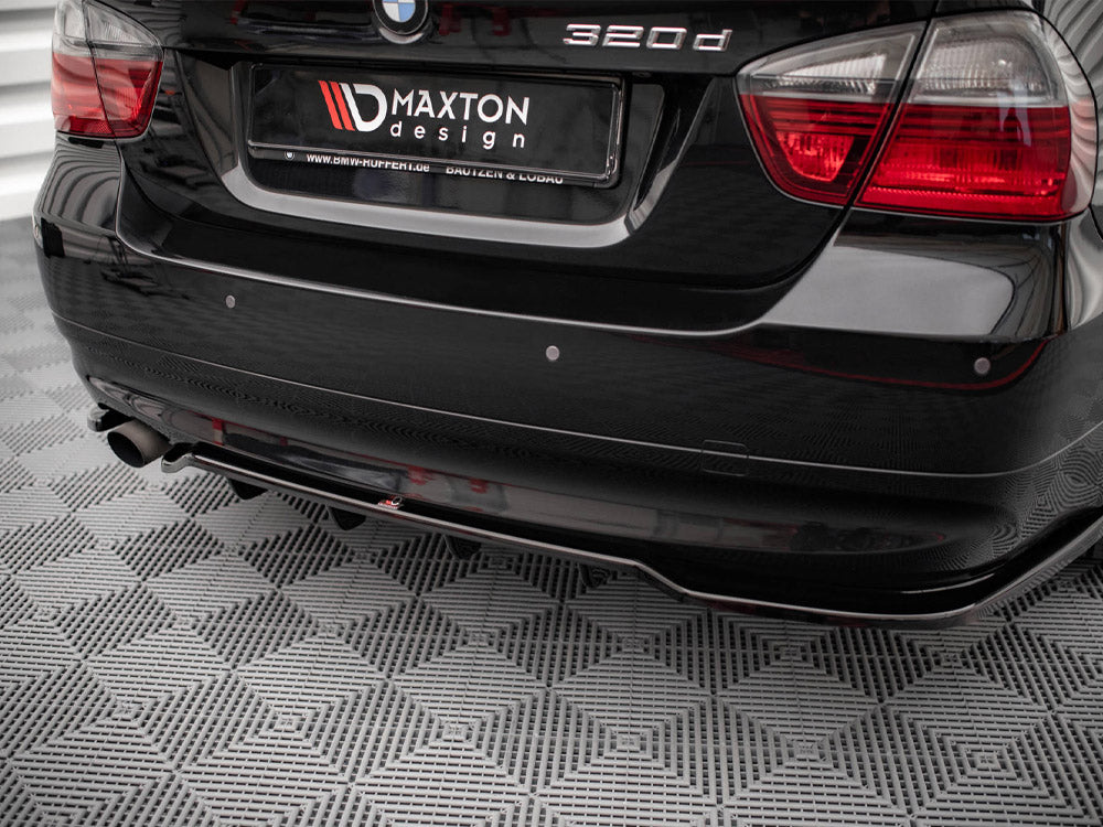 Maxton Design - CENTRAL REAR SPLITTER (VERTICAL BARS) BMW 3 SEDAN E90 (2004-2008)