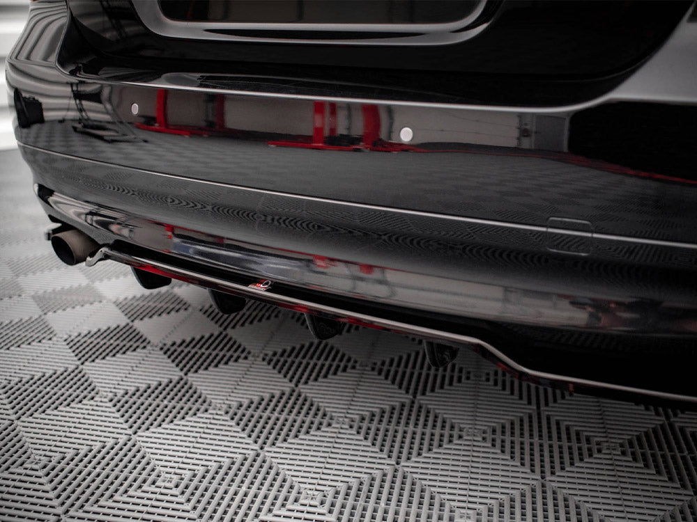 Maxton Design - CENTRAL REAR SPLITTER (VERTICAL BARS) BMW 3 SEDAN E90 (2004-2008)