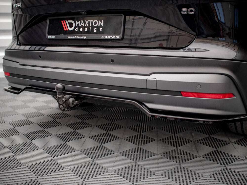 Maxton Design - CENTRAL REAR SPLITTER (VERTICAL BARS) SKODA ENYAQ IV (2020-)