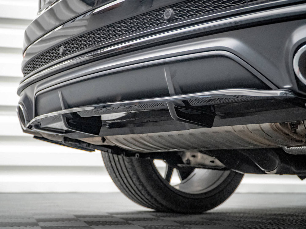 Maxton Design - CENTRAL REAR SPLITTER (VERTICAL BARS) AUDI SQ8 MK1