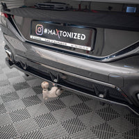 Maxton Design - CENTRAL REAR SPLITTER (VERTICAL BARS) V.3 BMW X6 M-PACK G06