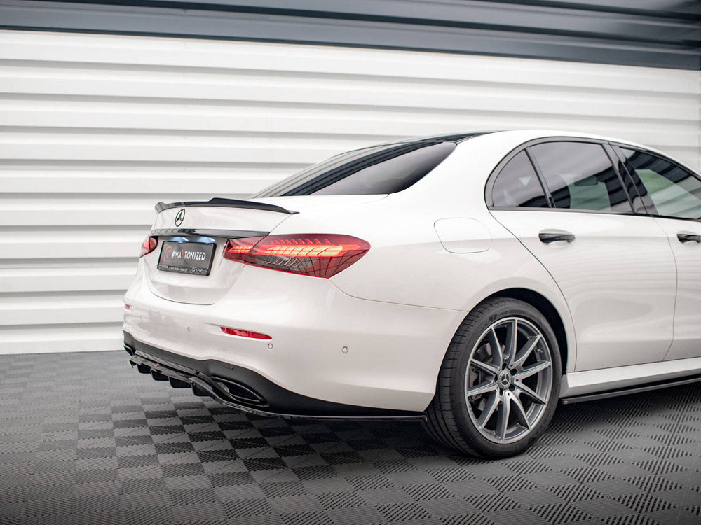 Maxton Design - Central Rear Splitter (Vertical Bars) Mercedes E AMG-Line Sedan W213 Facelift