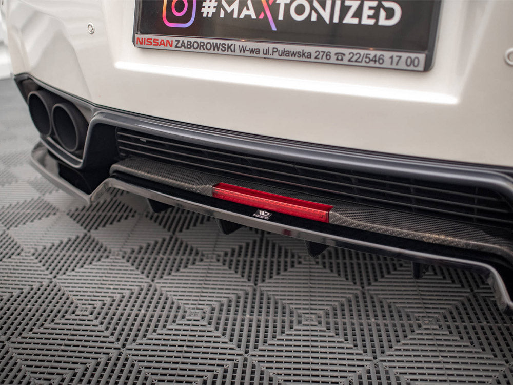 Maxton Design - CENTRAL REAR SPLITTER + FLAPS NISSAN GTR R35 1ST FACELIFT