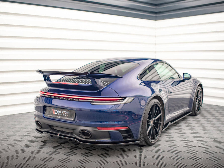 Maxton Design - CENTRAL REAR SPLITTER V.1 (VERTICAL BARS) PORSCHE 911 CARRERA AERO 992
