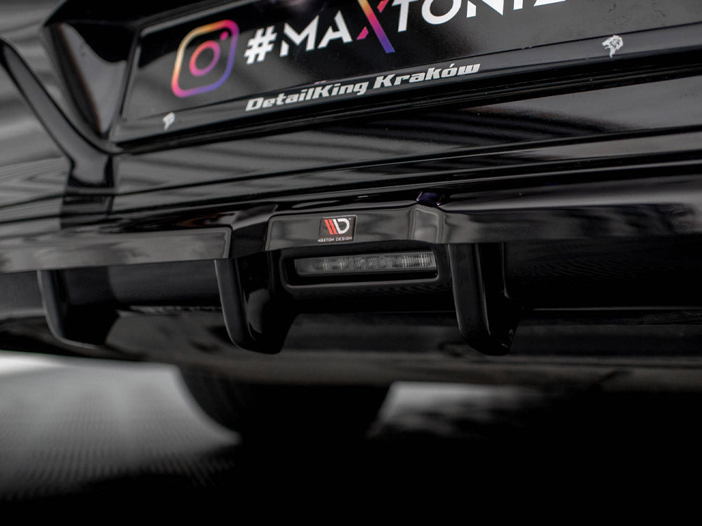 Maxton Design - CENTRAL REAR SPLITTER (VERTICAL BARS) BMW 7 M-PACK G70