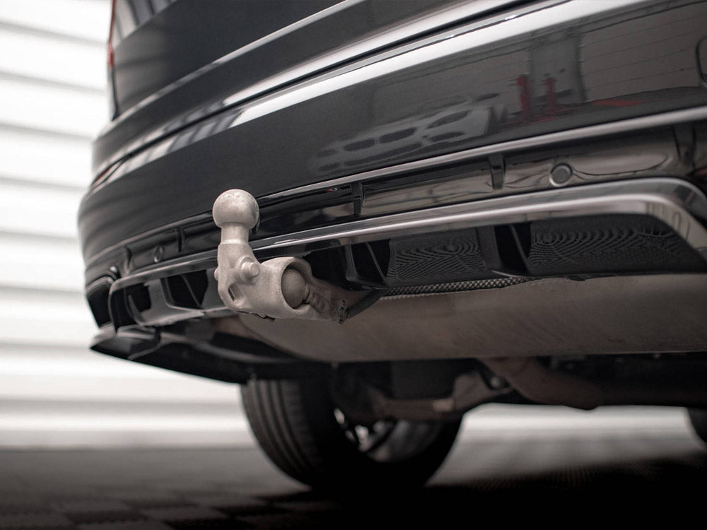 Maxton Design - CENTRAL REAR SPLITTER (VERTICAL BARS) VOLVO XC90 R-DESIGN MK2 FACELIFT