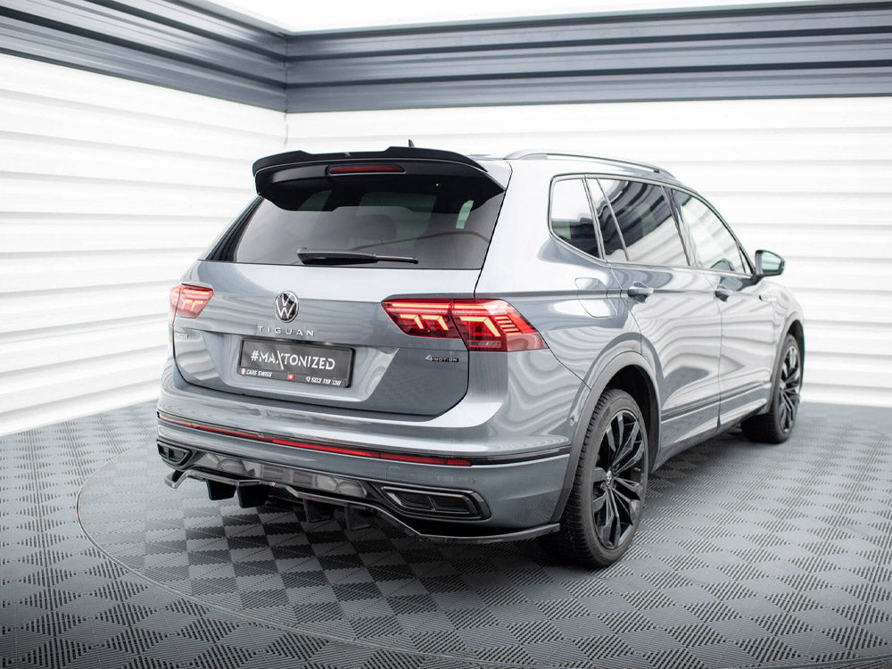 Maxton Design - Central Rear Splitter (Vertical Bars) Volkswagen Tiguan Allspace R-Line Mk2 Facelift