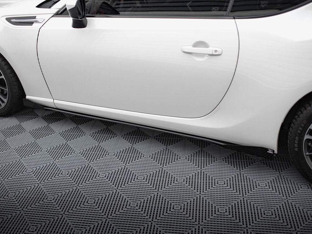 Maxton Design -Street PRO Side Skirts Diffusers + Flaps Subaru BRZ Mk1 / Mk1 Facelift