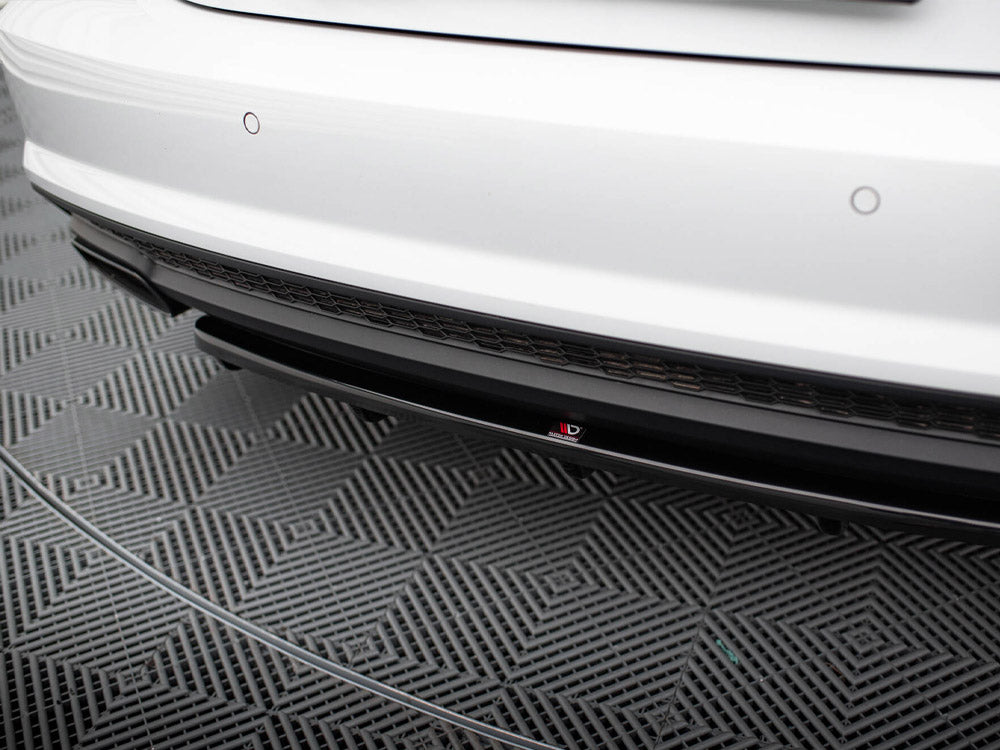 Maxton Design - CENTRAL REAR SPLITTER AUDI A7 S-LINE (FACELIFT) (WITH VERTICAL BARS) (2014-2018)