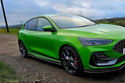 Focus MK4 ST/ST-Line Side Skirt Extensions (Gloss Black)