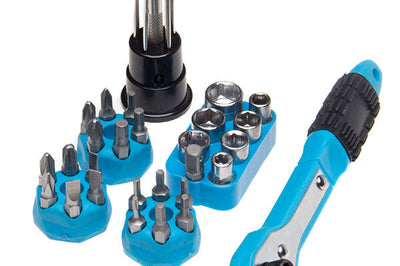 33pc Multi Utility Tool Kit – Compact Ratchet, Bits, Sockets & Screwdrivers