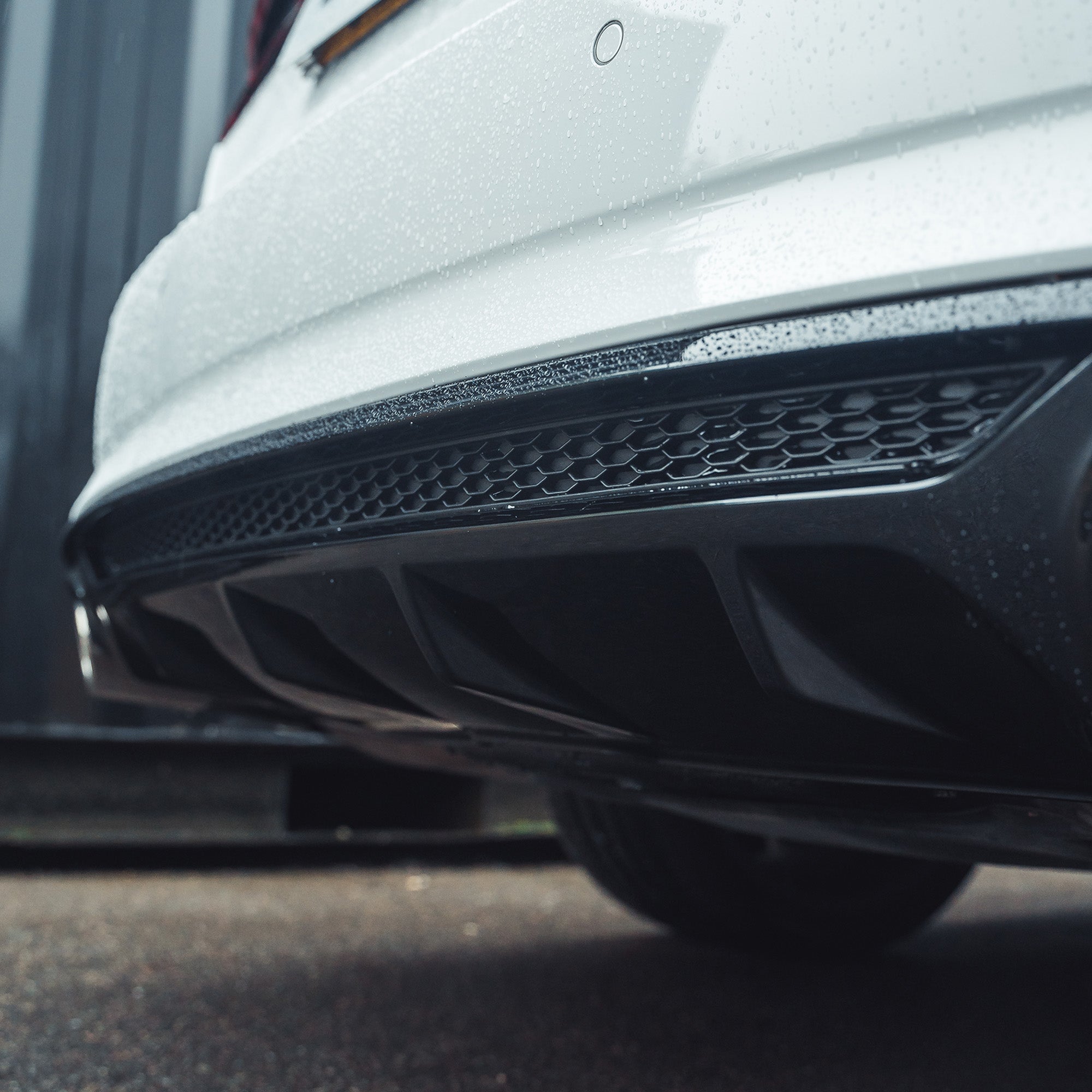 AUDI A5/S5 B9 2016-2019 GLOSS BLACK DIFFUSER - V1