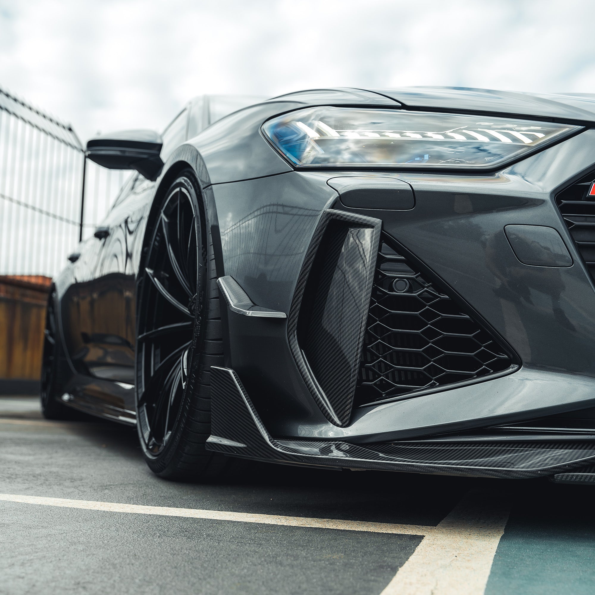 AUDI RS6/RS7 C8 AVANT 2019+ CARBON FIBRE FRONT BUMPER VENT TRIM