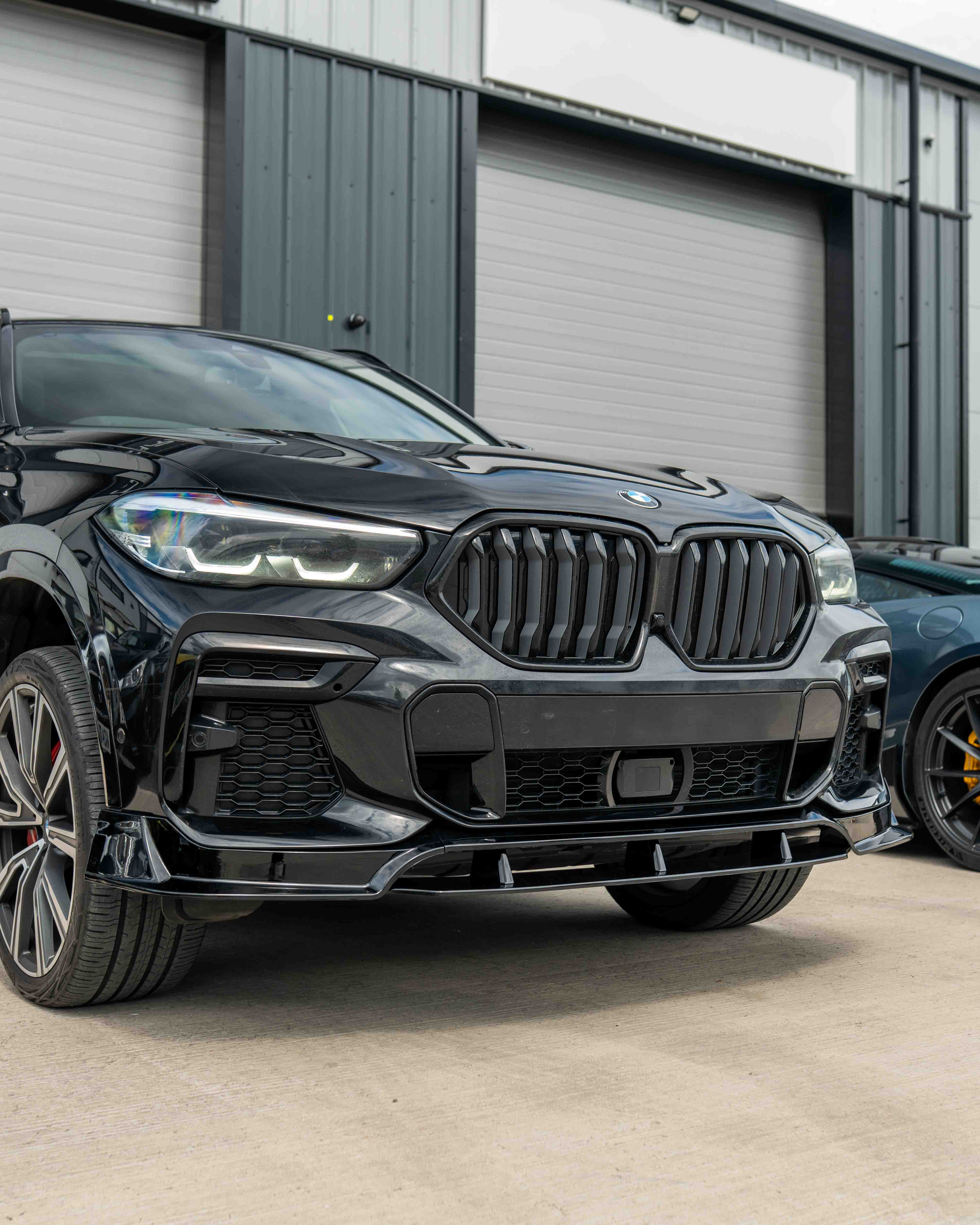 BMW G06 X6 PRE-LCI 2020-2024 FULL GLOSS BLACK KIT