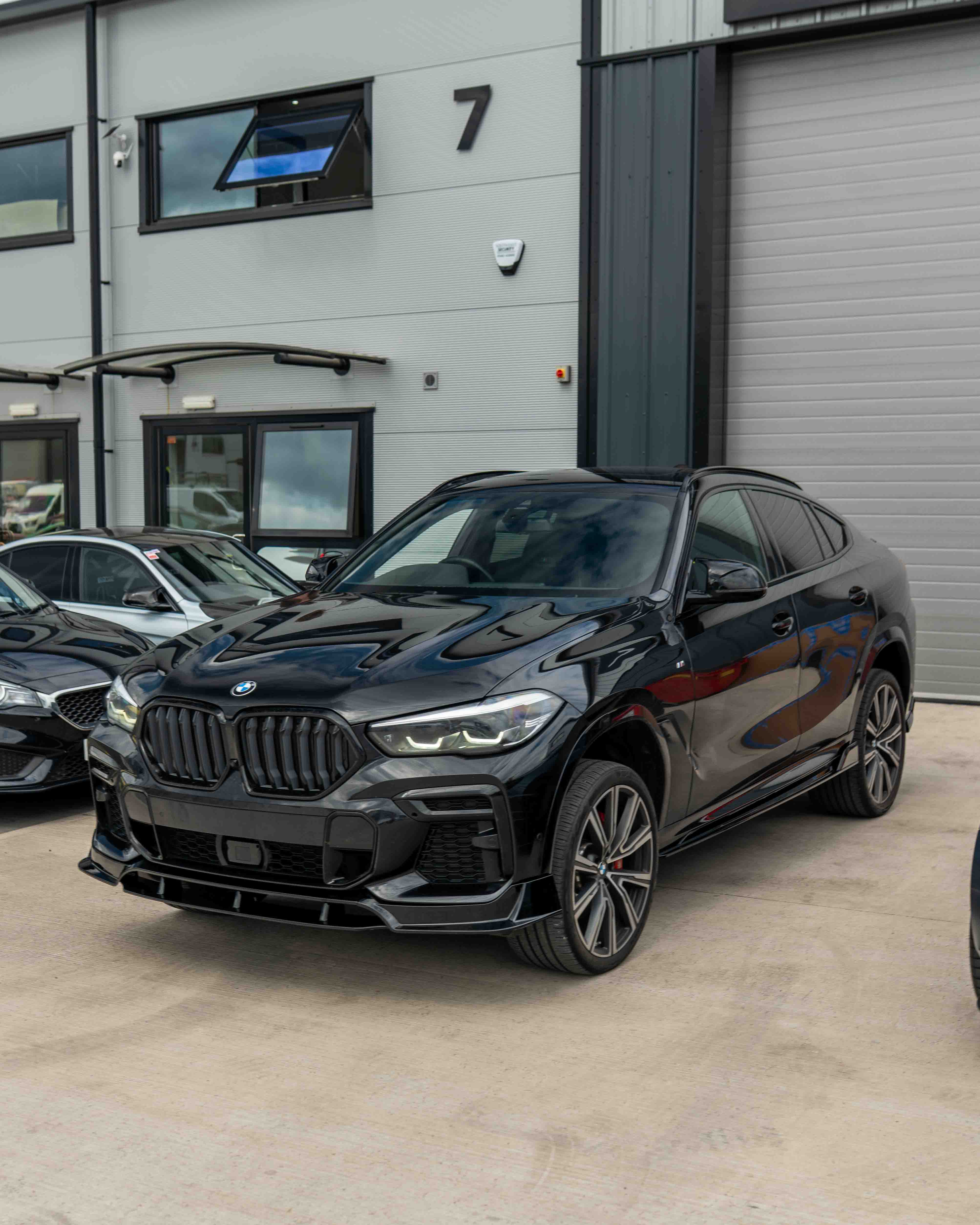 BMW G06 X6 PRE-LCI 2020-2024 FULL GLOSS BLACK KIT