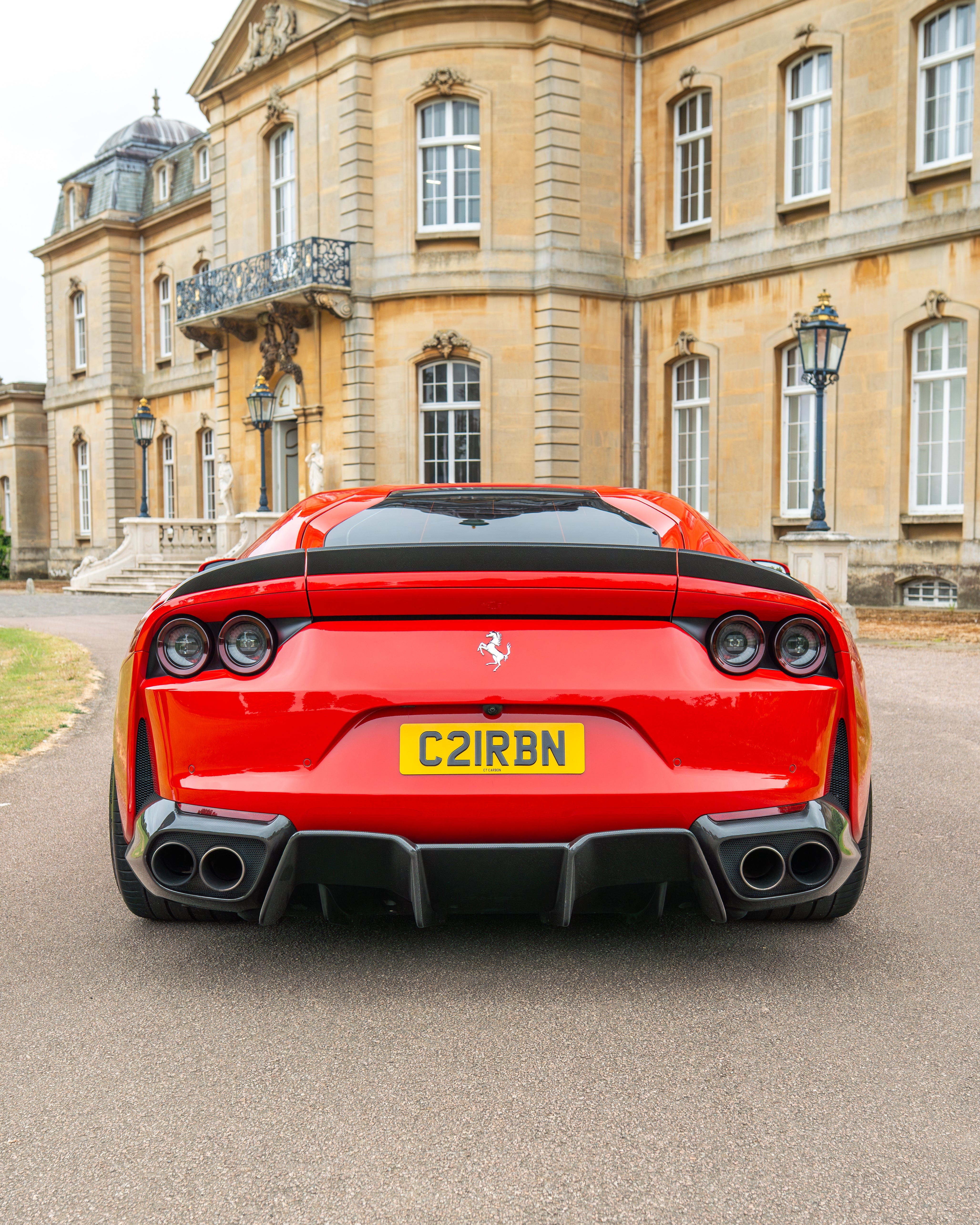 FERRARI 812 SUPERFAST CARBON FIBRE KIT V1 - CT DESIGN