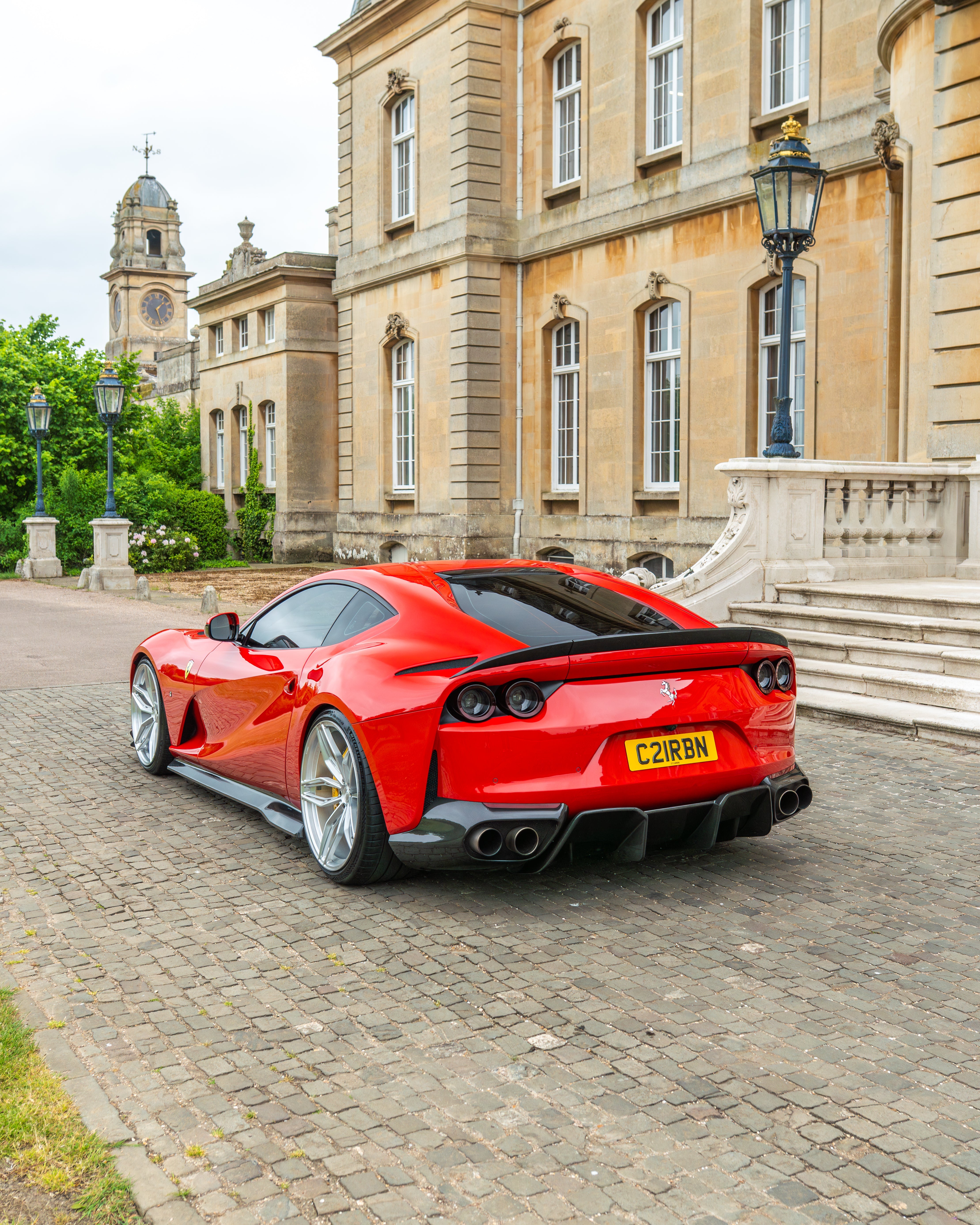 FERRARI 812 SUPERFAST CARBON FIBRE KIT V1 - CT DESIGN