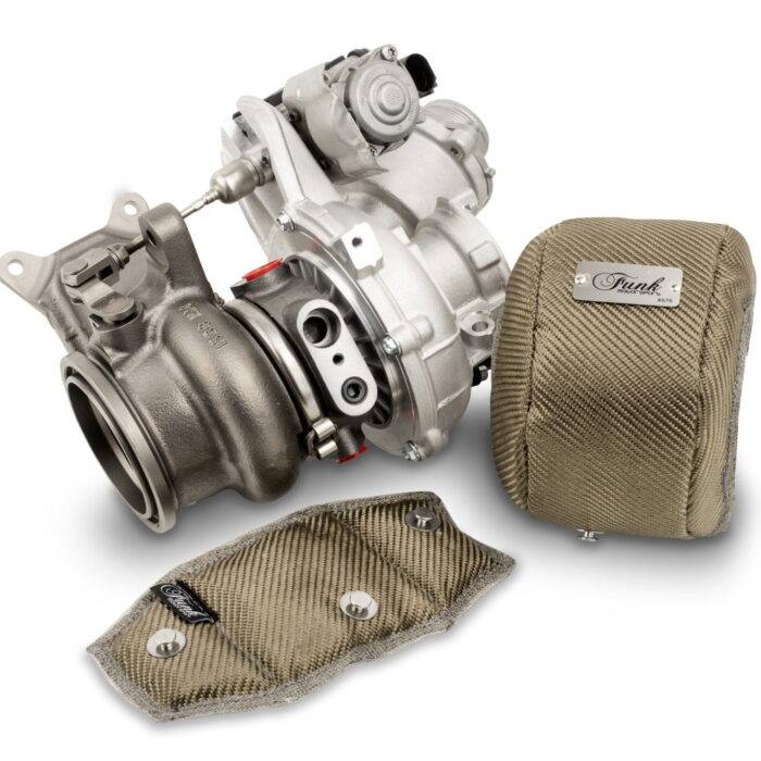 Volkswagen Golf R Turbo Blanket 4-layer construction In Three Blanket Finishes IS38