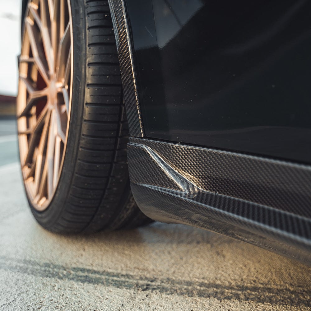 TESLA MODEL Y MK1 2020-2025 CARBON FIBRE SIDE SKIRTS