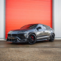 LAMBORGHINI URUS CARBON FIBRE SIDE SKIRTS - CT DESIGN