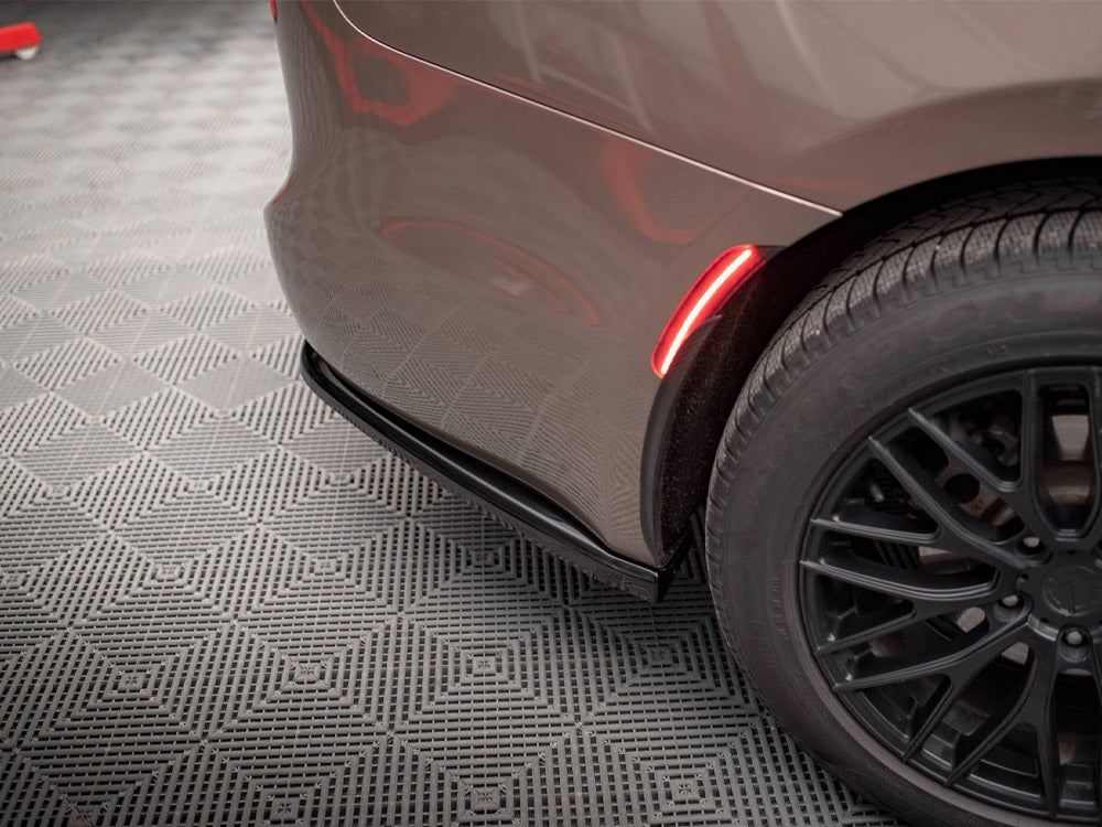 Maxton Design - CENTRAL REAR SPLITTER (VERTICAL BARS) CHRYSLER PACIFICA MK2