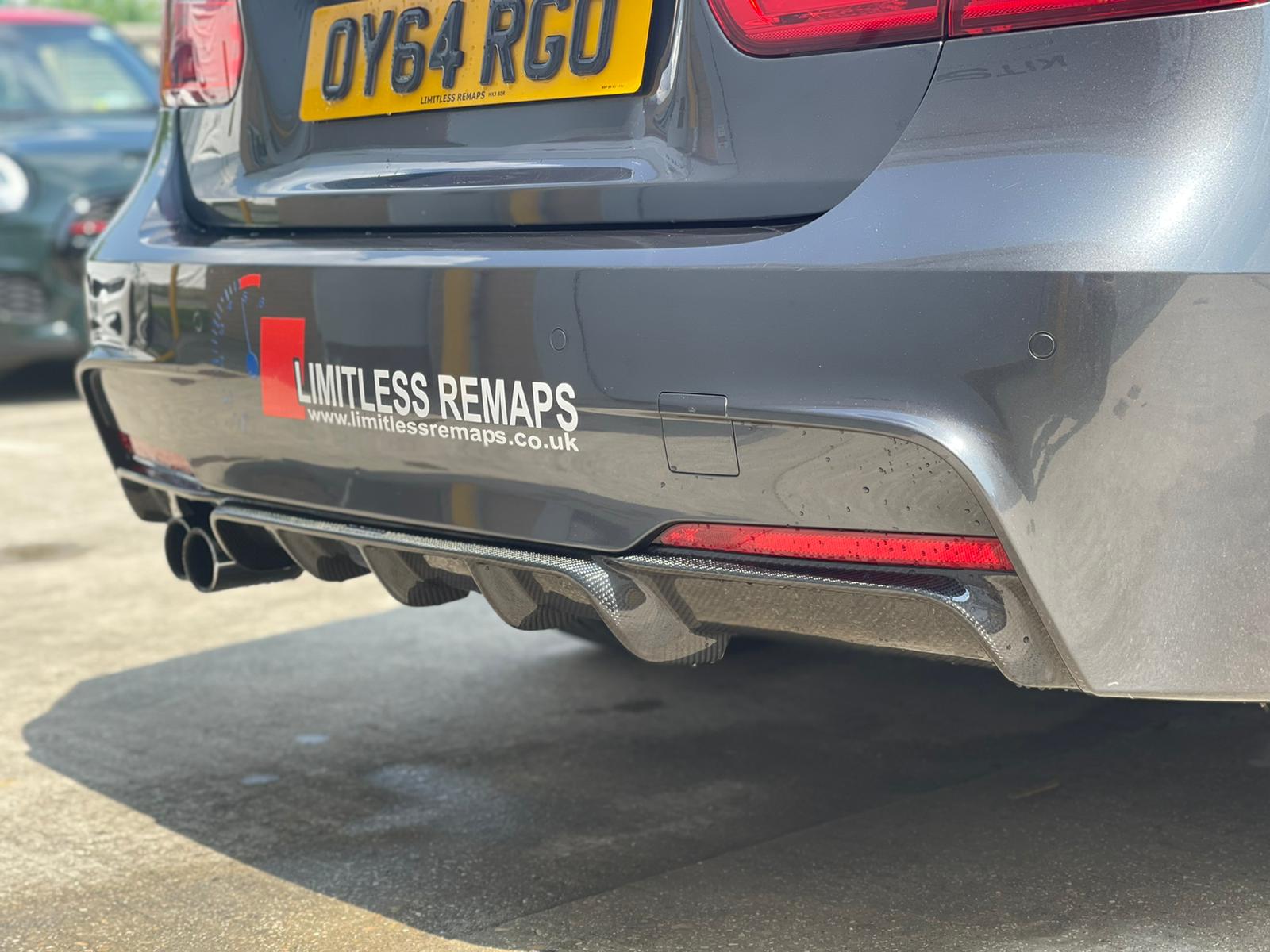BMW F30/F31 3 SERIES 2011-2015 CARBON FIBRE DIFFUSER - TWIN EXHAUST - V1