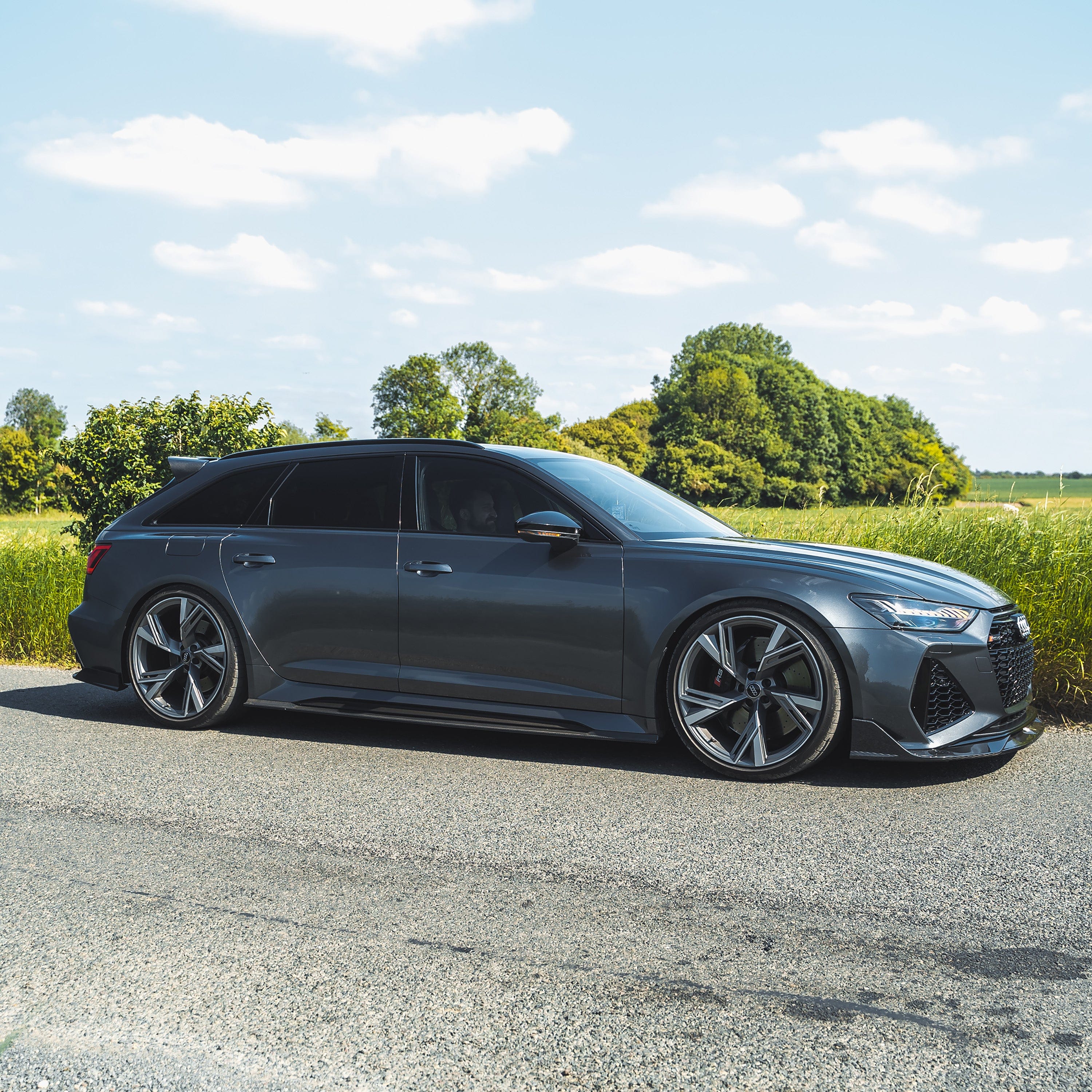 AUDI RS6/RS7 C8 AVANT 2019+ CARBON FIBRE SIDE SKIRTS - V1 - CT DESIGN
