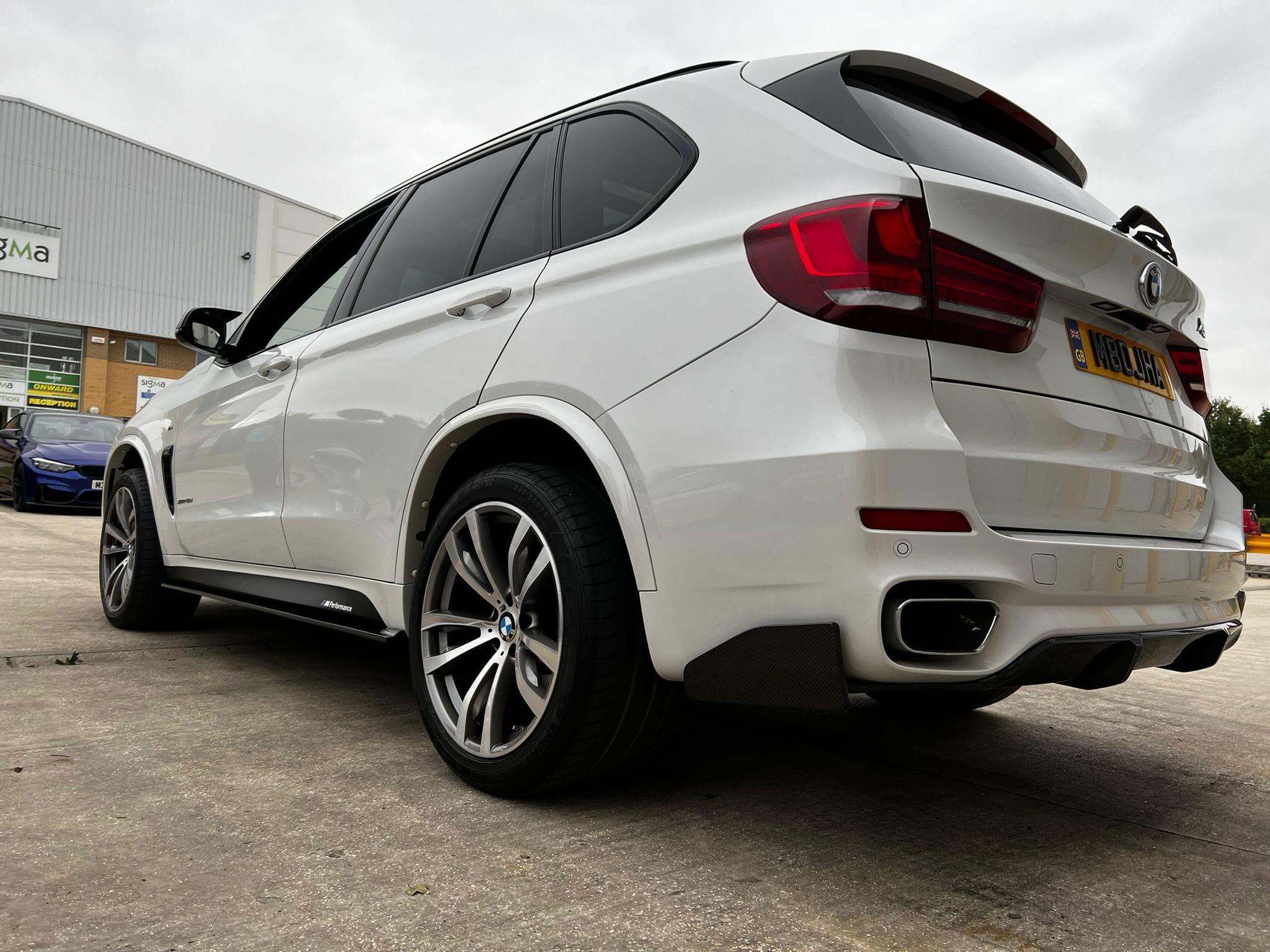 BMW F15 X5 FULL CARBON FIBRE KIT - V1