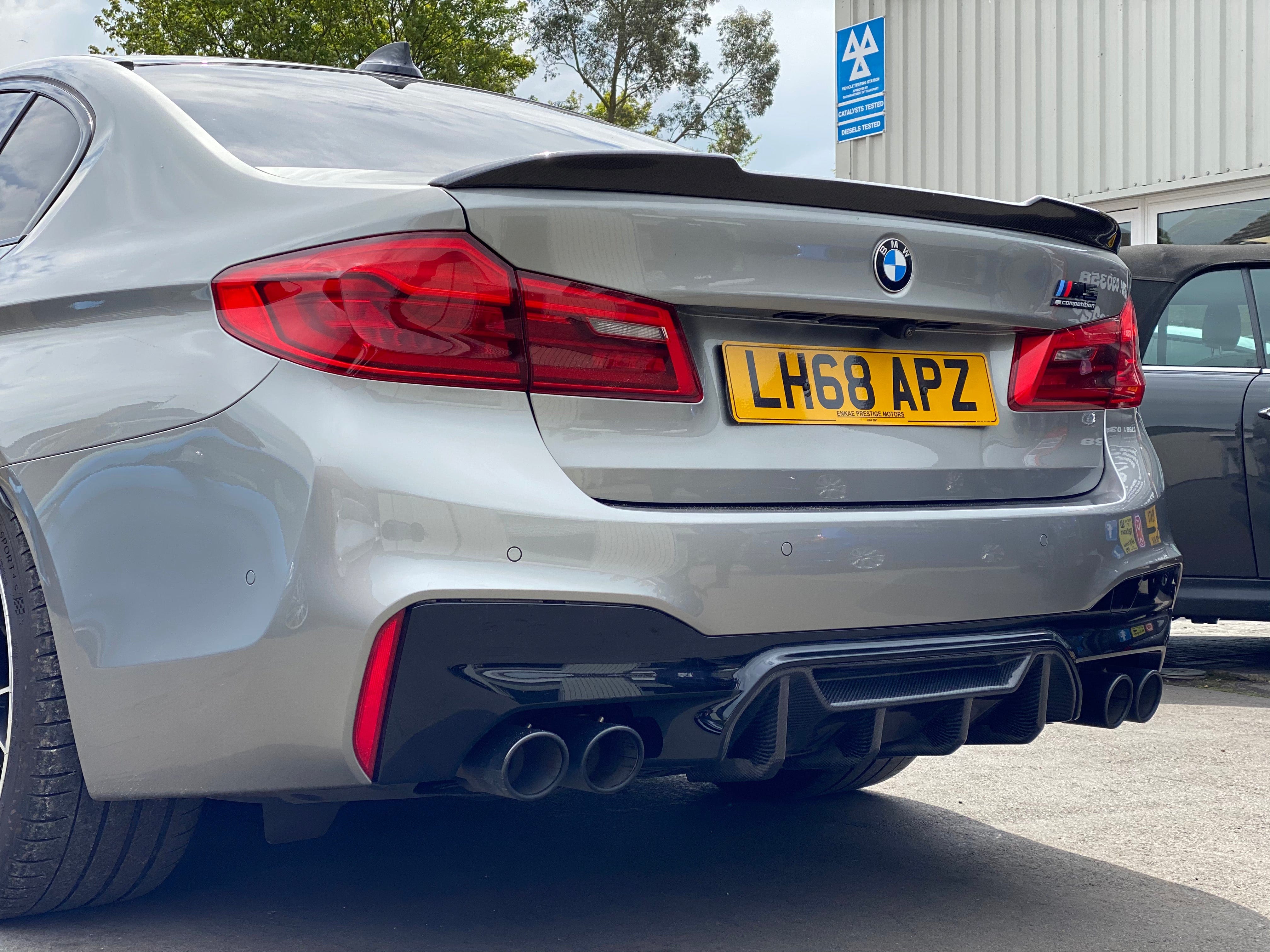 BMW F90 M5 SALOON FULL CARBON FIBRE KIT - V2