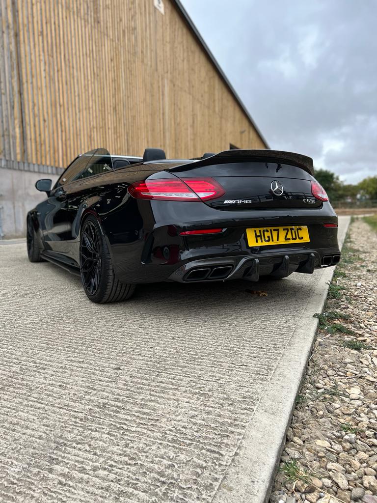 MERCEDES C63 W205 2015-2018 PRE-FACELIFT CONVERTIBLE FULL CARBON FIBRE KIT - V1