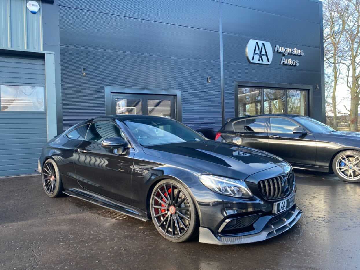 MERCEDES C63 W205 2015-2018 PRE-FACELIFT COUPE FULL CARBON FIBRE KIT - V1