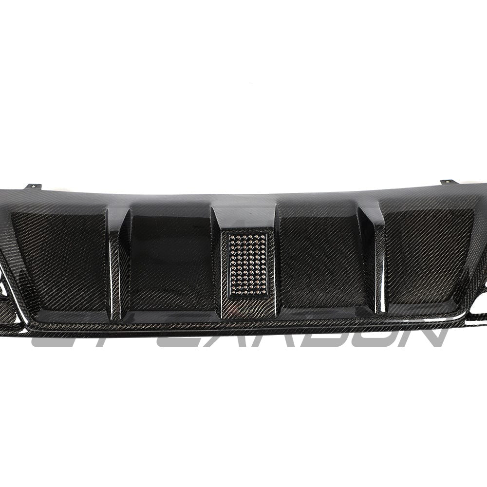 MERCEDES C63 W205 2014-2015 SALOON FULL CARBON FIBRE KIT - V3