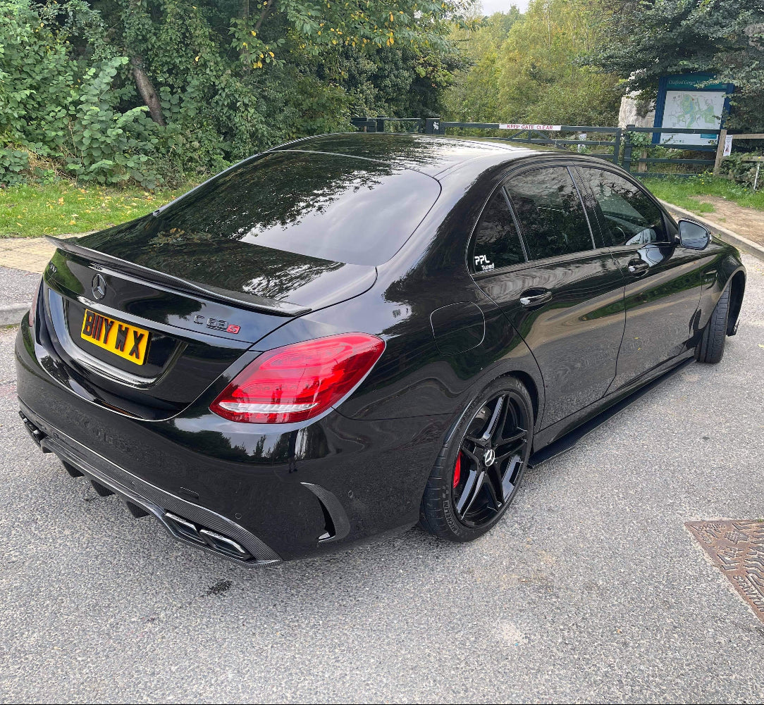 MERCEDES C63 W205 2014-2018 SALOON FULL CARBON FIBRE KIT - V1