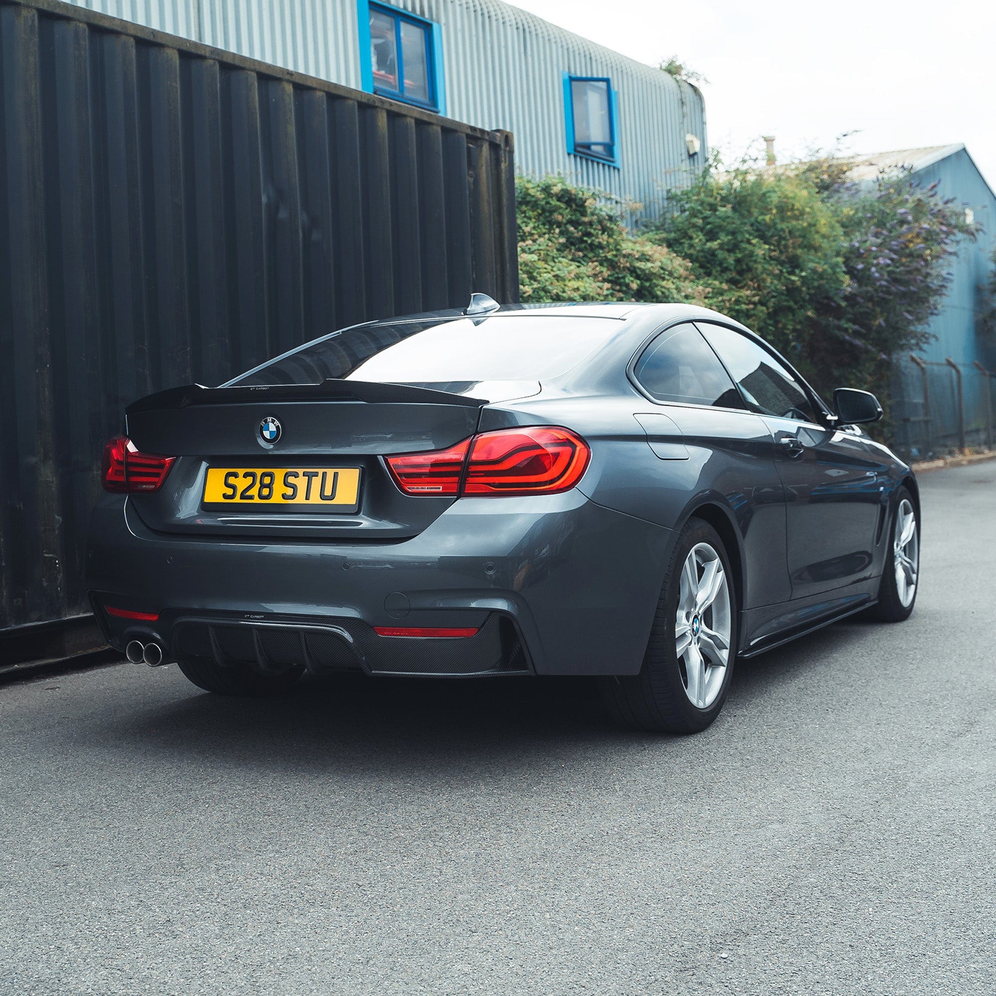 BMW F32 4 SERIES COUPE FULL CARBON FIBRE KIT (TWIN EXHAUST) - V1