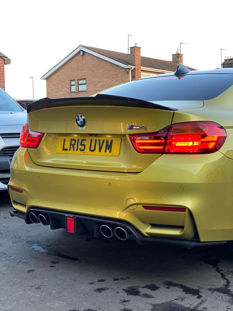 BMW M4 (F83) CONVERTIBLE FULL CARBON FIBRE KIT - V4