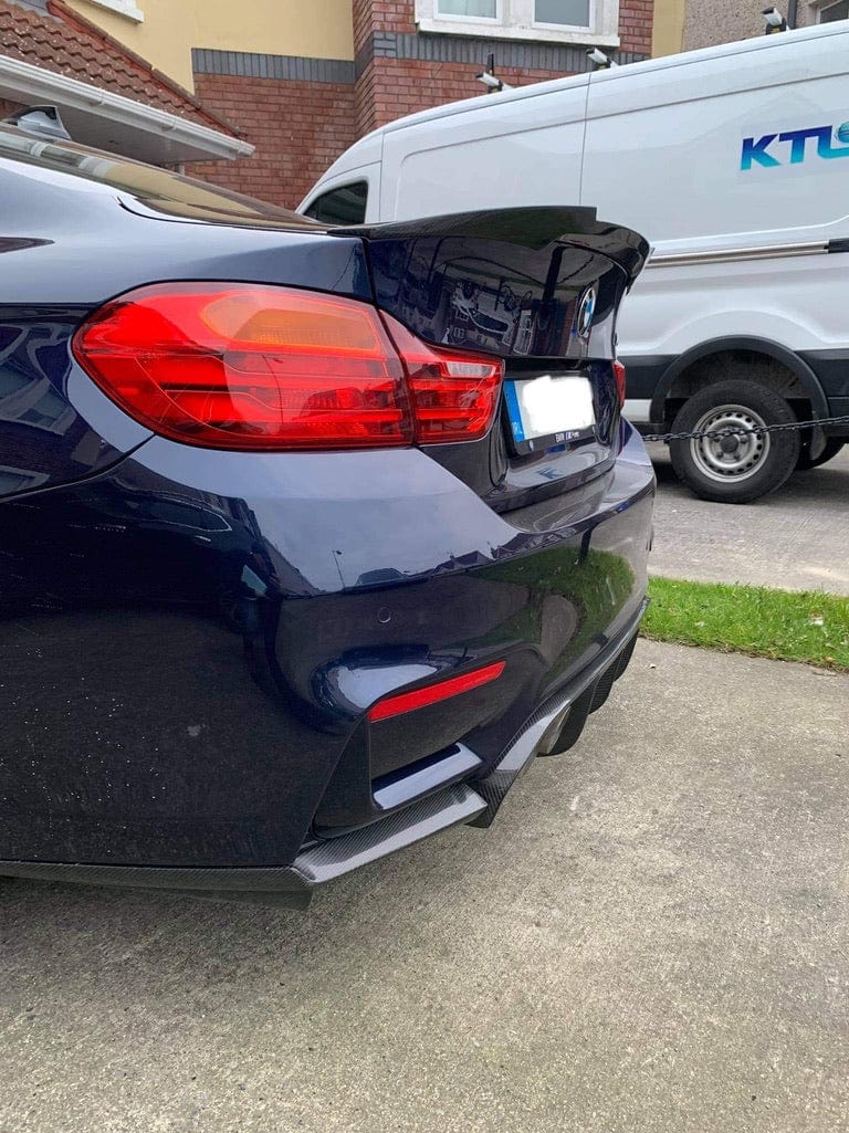 BMW M4 (F83) CONVERTIBLE FULL CARBON FIBRE KIT - V1